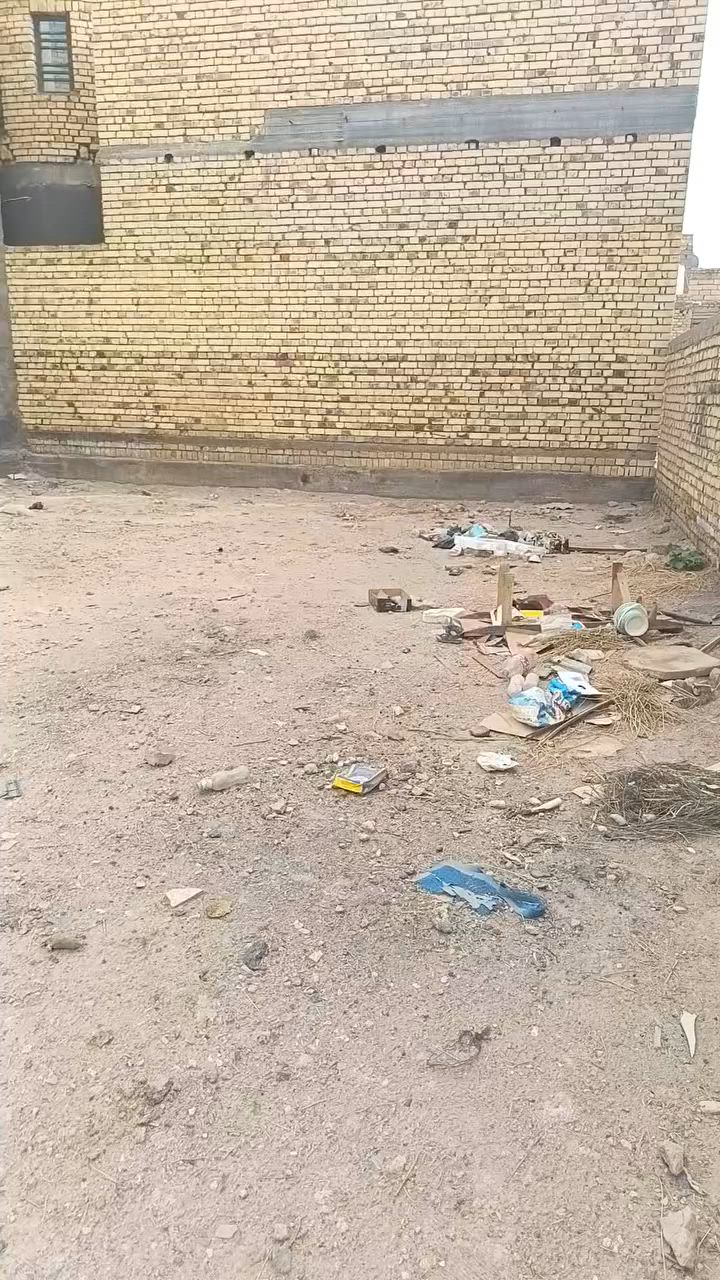 يوجد لدينا قطعه طابو 100متر خلفي في ناحيه سديناويه شارع المرطبات المساحه 100متر الاستفسار التصال علئ رقم التالي *********** يوجد وتساب
