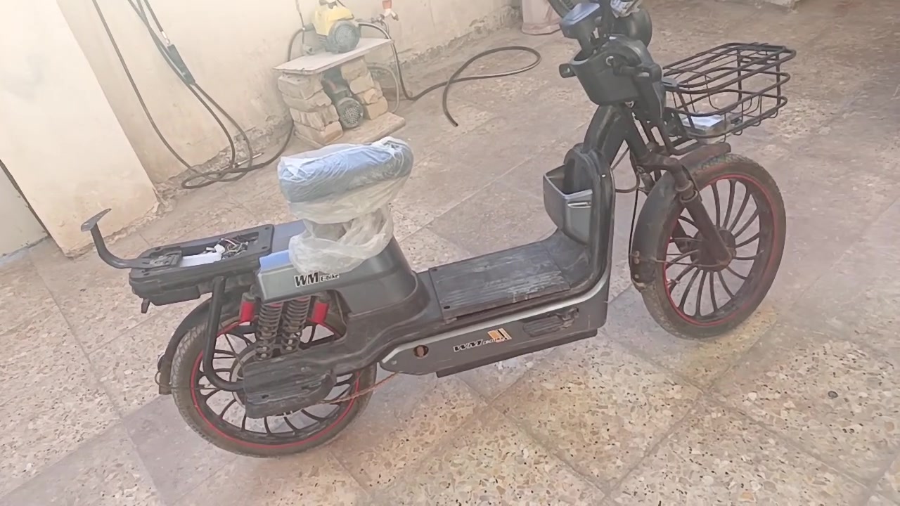 السلام عليكم بايسكل شحن 20ب 200وبيها مجال مكاني سبع البور***********/***********
