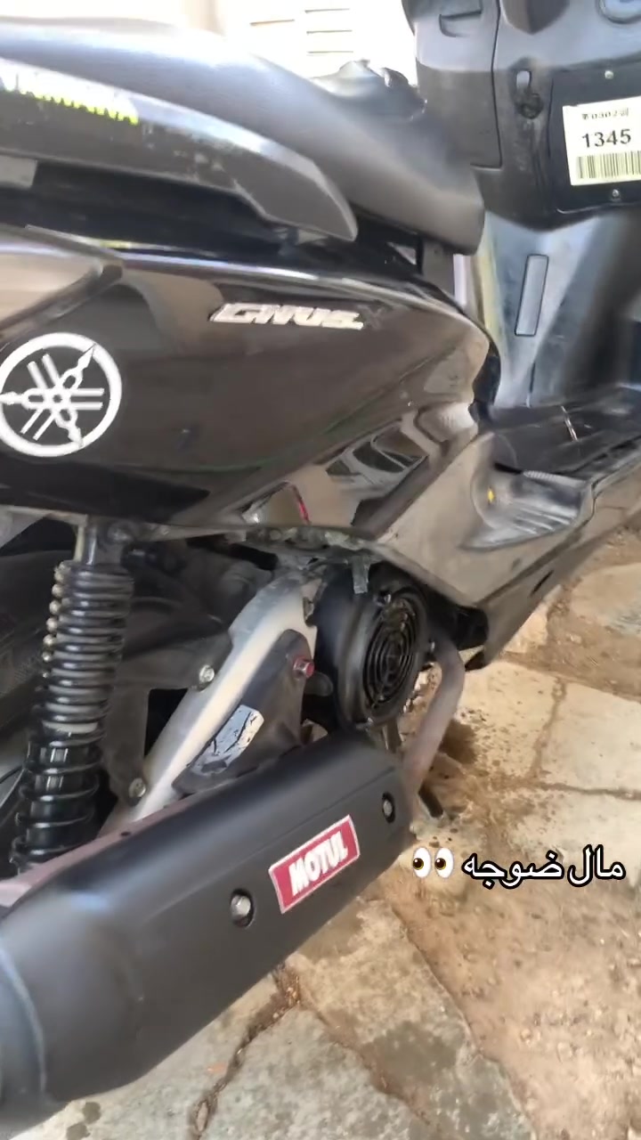 السلام عليكم سكنس نثية 140 للبيع دراجة شغاله كل نقص ما بيها نكرة سلف كلج امامي رياضي سعر ٨٥٠وبيها مجال ***********
