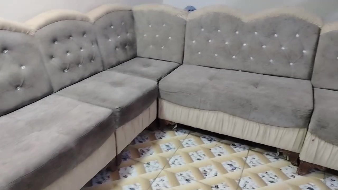 السلام عليكم عظم الله لكم الأجر
ديوان كويتي نوع الثقيل
مكانه سوق الشيوخ
مشتريه ب٦٠٠ الله شاهد
حاليا مااعرف سعره
*********** متوفر واتساب
