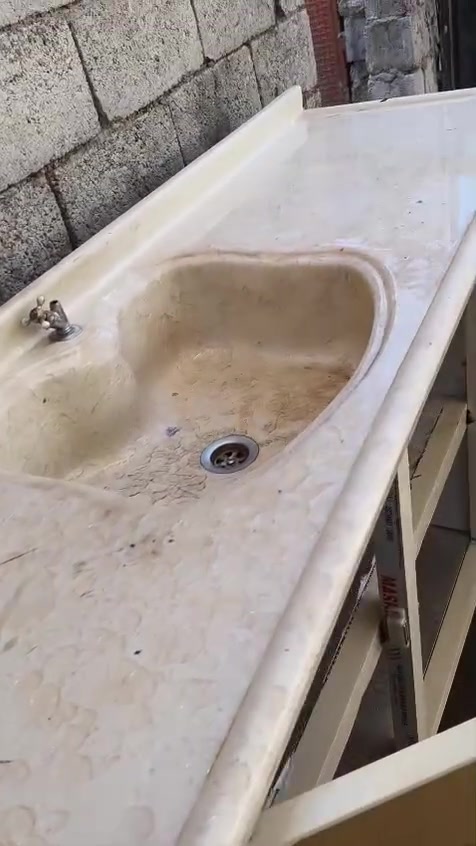 من رخصة مدير كروب سنك قياس مترين وبي ظربتين كلش كلش بسيطة السعر 120 وبي مجال بسيط مكاني شعب قرب اقواس بوب شام علئ شارع العام سنك مرمر واتساب ***********@@
