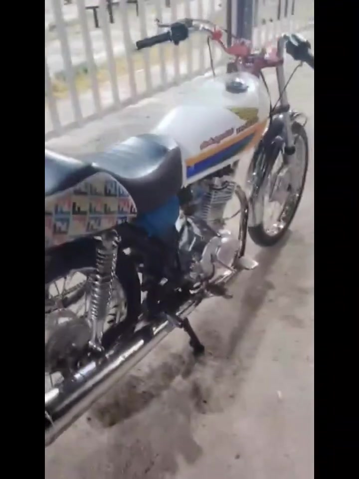 سلام عليكم دراجه تعيمر كلك 25ما مفتوحه دراجه مكينه بل كرتون سعر450لا تكسر بل سعر راجاا)) غراف بخدمت شراي ***********
