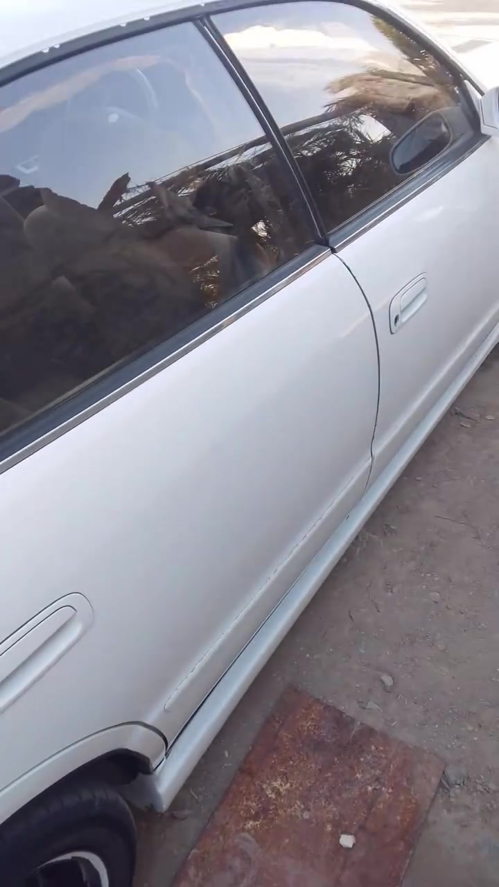 السياره للبيع مكينه وحداديه كهربائيات وتبريد كله شغال ما عدا الجير بيضعوف ولا تعجنون من السياره كامله كلش نقصها بس الجير دواخل بالكيس سياره سيستمر مصبوغه*********** والسعر خاص هذا رقمي بس واتساب
