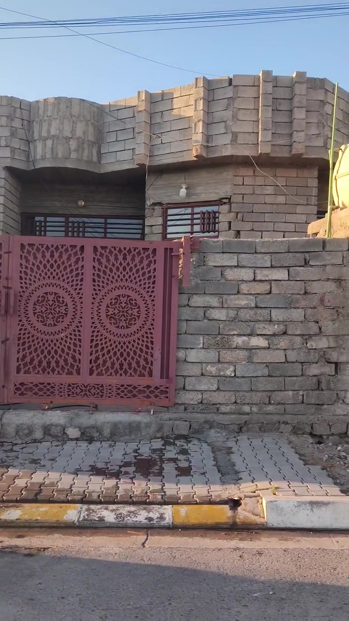 السلام عليكم
دار للبيع طابو صرف بيجي حي التأميم قريب على اسواق برزان الملحمي الدار فقط الاستقبال والمطبخ مو كاملات اما الباقي جاهز 
المساحه 200م وجه 10نزال 20
يتكون من استقبال🏫مطبخ🏫صاله🏫غرف نوم عدد٢
للاستفسار الاتصال
*********** اتصال+واتساب
*********** اتصال فقط
ليث الدليمي @إشارة 

السعر 55وبيه مجال
