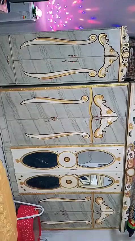 سلام عليكم غرفه مستخدمه شهرين فول نضافه السعر 900 وبيه مجال العنوان ديالى خان بني سعد 
رقم الهاتف: ‏‪***********‬‏
