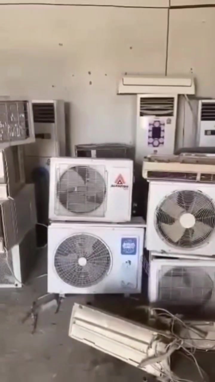 سبلت 4طن كامل ب175 ✅ ✅
سبلت 3طن كامل ب150✅ ✅ 
سبلت 2طن كامل ب100 ✅ ✅
سبلت طن ونص كامل ب65✅✅ 
سبلت طن ب40✅ ✅
مكيف راوتري 60
مكيف كمبريسر 80//////***********
 نشتري مولدات نشتري نحاس سكراب
ملفات محترگه كيبلات فافون شعدك
غراض راسني ع الخاص مفتوح ***********@*********** ✅ ✅
