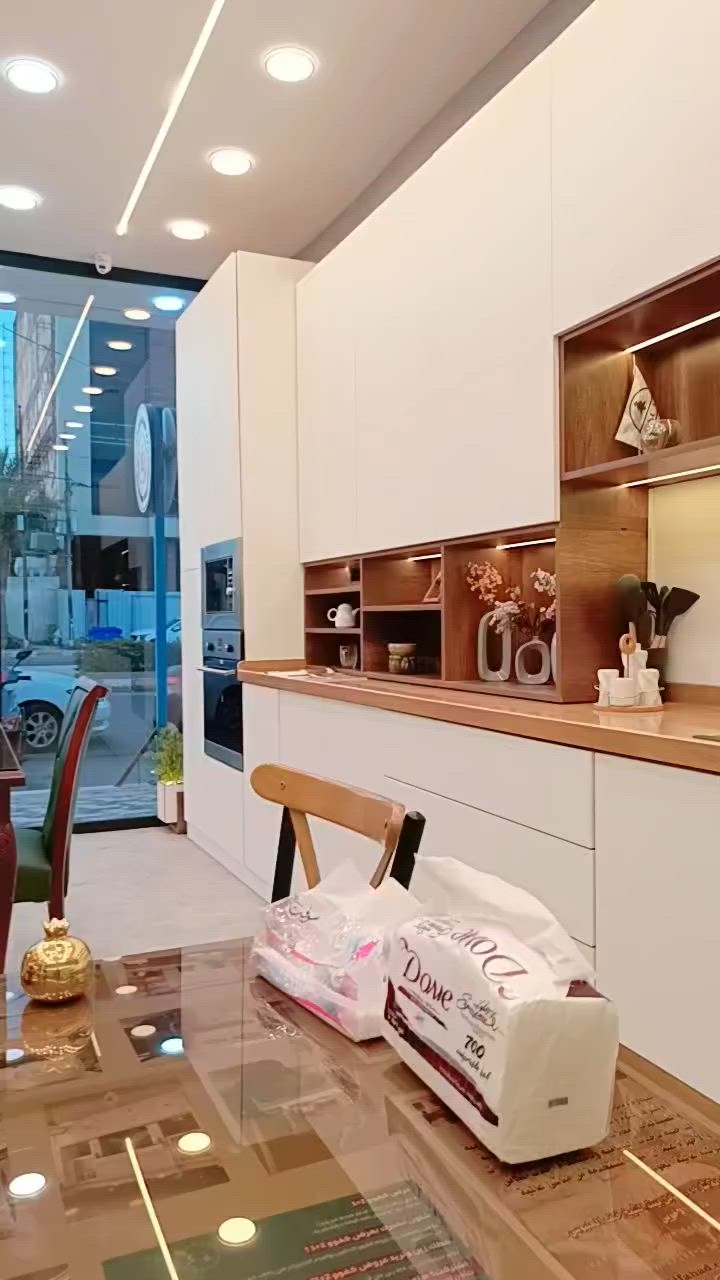 السلام عليكم
شركه تركي دزاين للمطابخ وديكورات
مطلوب موضفه مبيعات في المعرض 
الفلوجه شارع ٤٠ 
*********** واتساب اتصال
