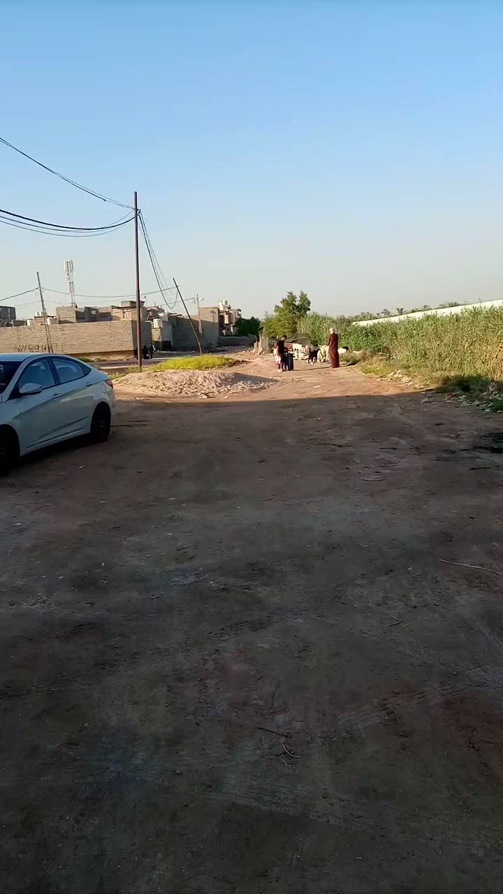 ياالله يعلن مكتب الوفه بيت للبيع خلف جامعة فريحه طريق زوار يصلح سكن او حسنيه المساحه 150متر كامل خدمات للستفسار عل رقم ***********
