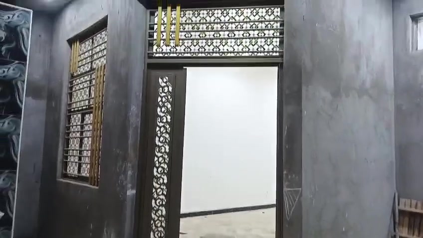 البيت للبيع المساحه 200 متر طابو صرف عالشارع العام ابو الخصيب ابو الجوزي النزله معمل ثلج اللآمي الخدمات ماء و مجاري كهرباء السعر 140 اتصال ***********
