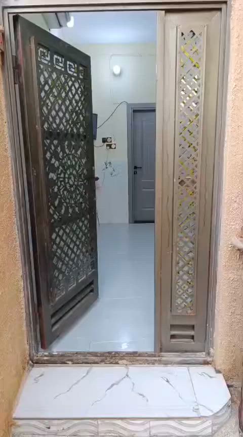 سلام عليكم يوجد بيت مساحه 100 متر البيع في كربلاء كنطرت سلام شارع المدرسي جاهز يصلح حسينيه وسكن يبعد عن المام 2 عقد زراعي قرار 117 مشمول بل طابو متوفر كافت الخدمات سعر البيت 70 مليون وبي مجال الستفسار علا رقم *********** أبو مالك الاسدي
