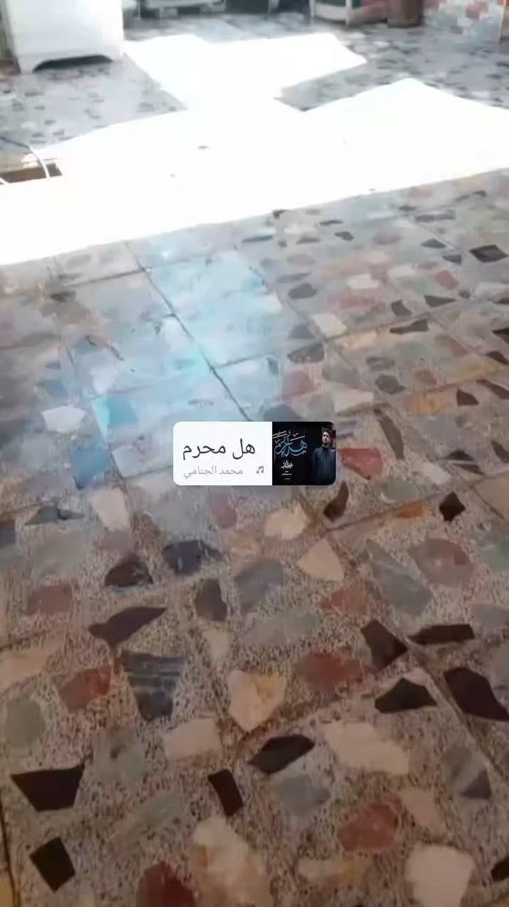 سلام عليكم من رخصت صاحب لكروب  بيت لبيع  علا شارع.  15. سلاميات   200.متر. طابق واحد. وبي غرفه فوك  ما كامله هيكل  لبيت بناءه. نضام دنك  كامل  ما نقصه شي.  ***********
