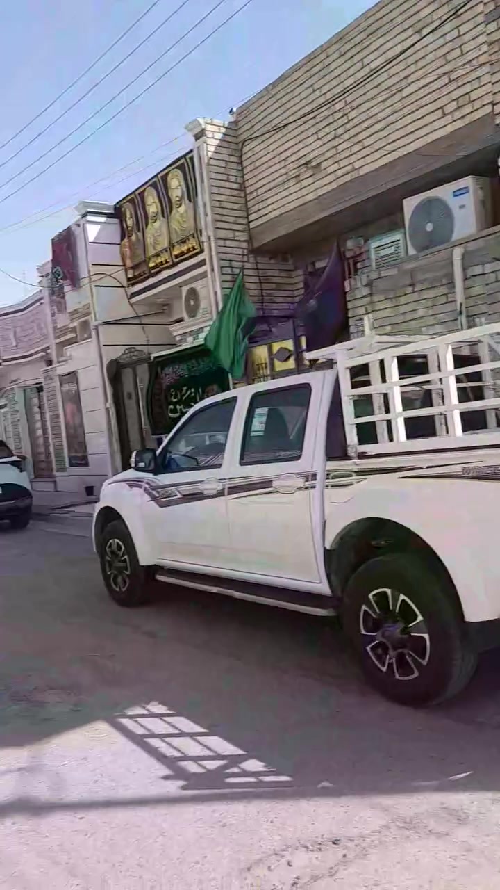 السلام عليكم
بيت للبيع بغداد حي اور علوة زويني 
مساحة ٩٠ واقع حال 
السعر ١٣٠ 
للاستفسار *********** بي واتساب
