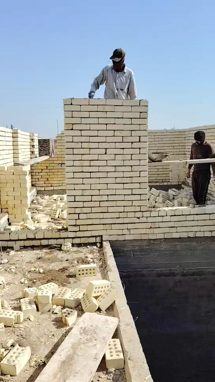 اني خلفه بناء متفرغ اشتغل بل مجمعات استلام مهندسين شغل درجه اولى ابسعر مناسب كلش ***********
