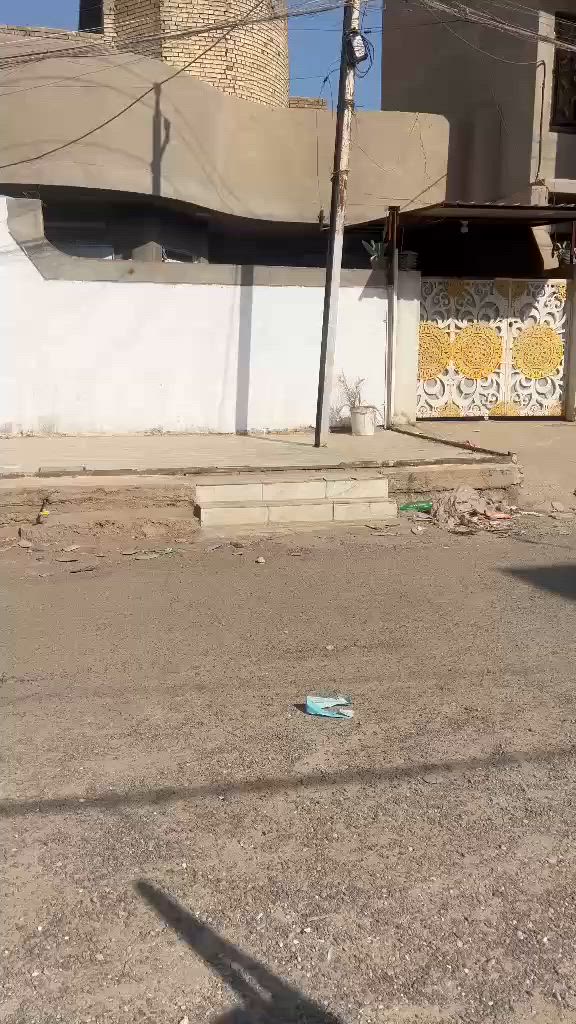 يعلن مكتب المصطفى� دار للبيع 
📍 الموقع: العبيدي قرب كوفي شوب الوافي
 موقع  تجاري. سابقا.كان في ثلاث محلات 

✨
التفاصيل واجه 10م 
طابق ونصف 
ارضيه البيت مرمر 
 • المساحة: 200م
 • موقع هادئ ومناسب للسكن
 • قريب من الخدمات والمدارس
📍 

📞 للاستفسار والتواصل:
يرجى الاتصال على الرقم:***********)
واتساب / اتصال مباشر
📞 للاستفسار والتواصل:
يرجى الاتصال على الرقم:***********)
واتساب / اتصال مباشر
