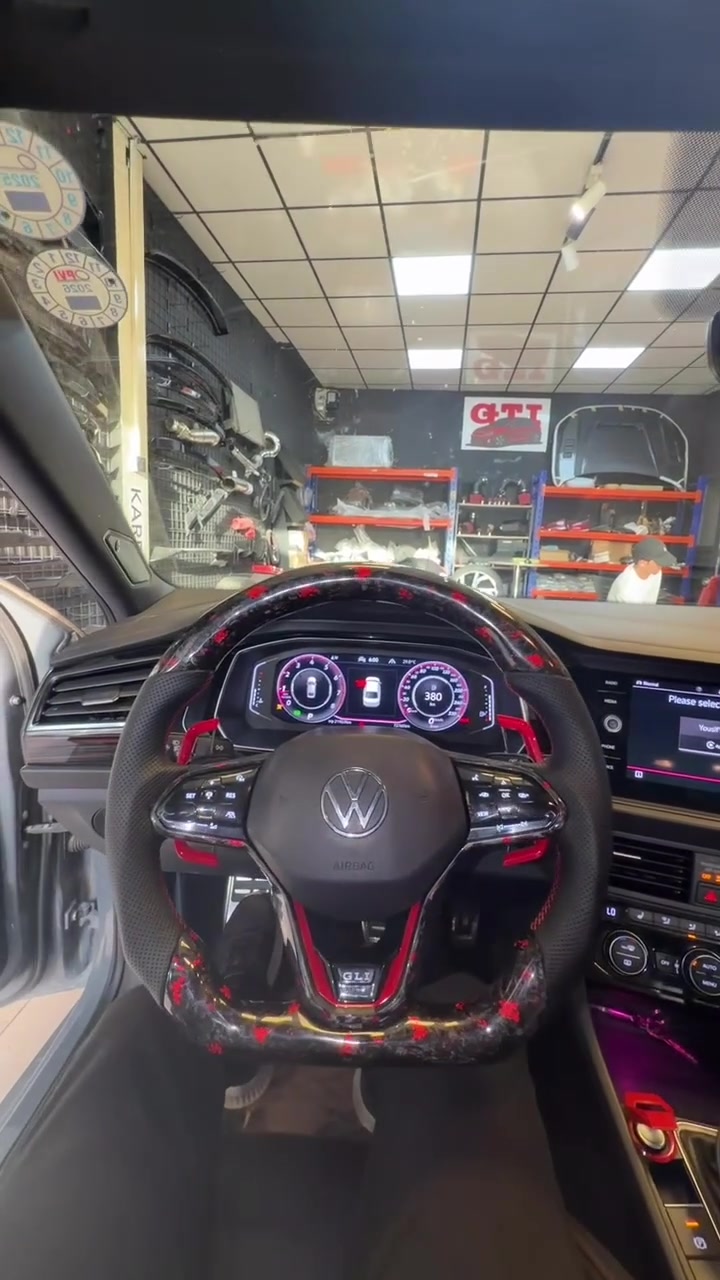 سلام عليكم
GLI 2023 AUTOBAHN 

سيارەکە سەقفی بيلادی رەشە 

فوول مواسەفاتە 

ئەو ئەشيانەی لەسەريەتی 

شووتە 

داونپايپ

کولەر

لەفی سپۆرت

ويلی رايس قياس ١٩ 

بۆنيت کاربۆن فايبەر

سوکان فۆرجێد

ستەيجی لەسەرە 2+ 

سيارەکە چاملغى لای سەکنی سبوخە قنجەک بەدەنی گرتيە 

ئێرباگ سوکان و شان تەقيە بيلادی دانرايتەوە

داوای 205$ وەرەقەی لێ دەکەين مەجالەکی برايانەی تێدايە 

بەکامل ئەشياوە دەفرۆشم

شوێنی سيارەکە هەولێر

***********

لەگەڵ ڕێزم
