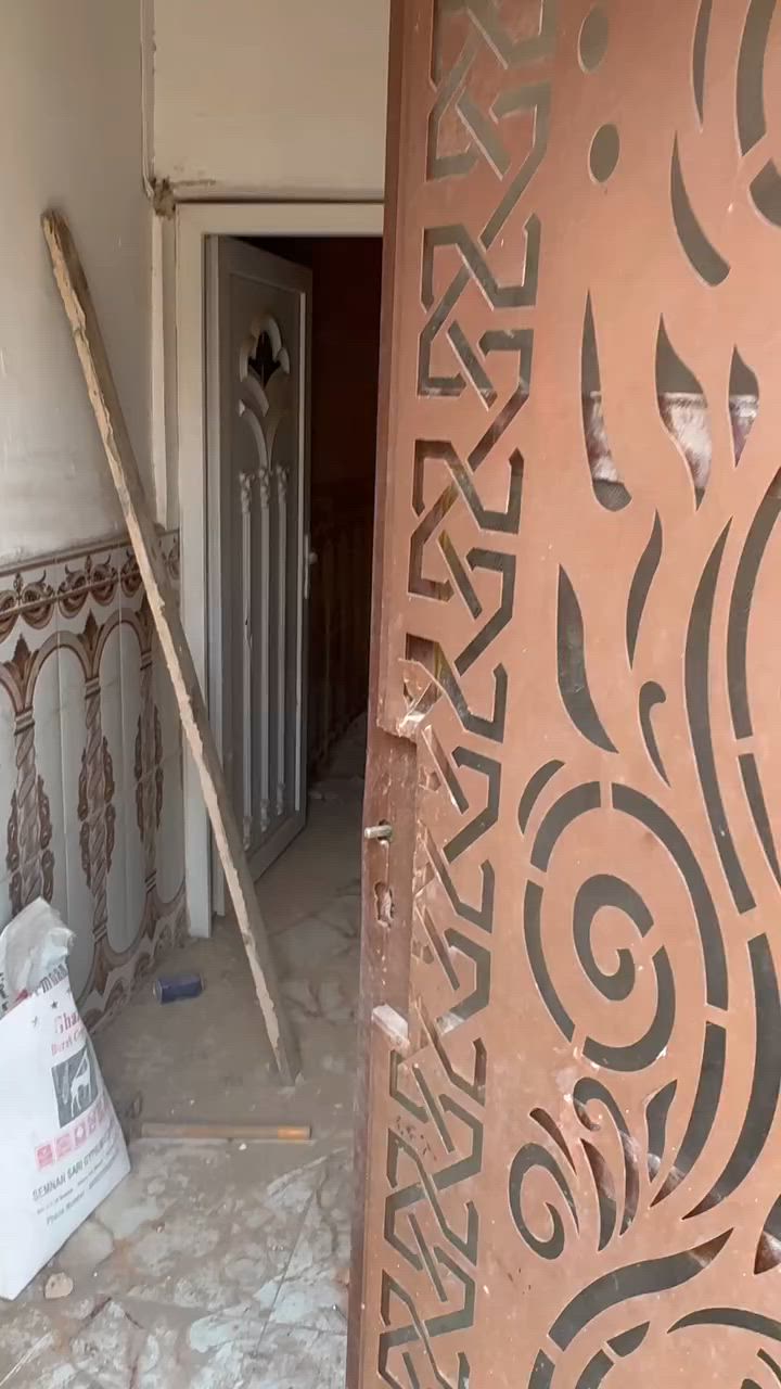 دار للبيع بسعر قطعه ارض ركن وامام الدار منتزه🌳🌿
 
المكان / تكريت شارع الزهور من جه حي الجمعيه
المساحه 120م ركن  وجه 10م ونزال 12 م
طابقين 
الطابق الاول معزول عن الطابق الثاني 
موقع مميزا والسعر مغري 
السعر 95 مليون قابل للتفاوض 
للاستفسار  *********** و ***********
التعامل حصرا مع صاحب الدار
