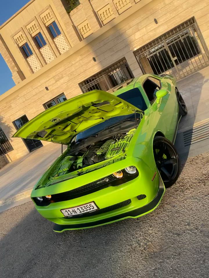 مساء الخير شباب  اصل SRT الي🍏

 يريد شي مميز ويجذب النضر 

ورقم مميز 🍏

وسعر مناسب 

واللون المميز 🍏

كلشي بهل سيارة مميز لون تفاحي 🍏

اصل SRT 🍏 طابوكة RT 

جالنجر  فول مواصفات خنك للخير🍏

رادارات تحديد مسار 🍏

سلايت روف 🍏
🍏
نقط عمياء 🍏
🍏
كشنات مخمل وجلد 🍏

كشنات تدفء تبريد 🍏
🍏
ستيرن كهرباء 🍏
🍏
حلوك صالنصة مزدوج 🍏

كزوز ٣انج.من الطول للطول🍏

مبرمجة طلقت مرعبة عل بانزين العادي🍏
‏
كفرات SRT 🍏

ثلاجة SRT 🍏

وشم للكفرات الداخليه 🍏

شوته من ماركة معروفة 🍏
 
مبرمجة عل بانزين العادي واكبس براحتك 🍏
 
نواقصه بصيطة 

السيارة حادثة كلش حلو وسخيف دعاميات فقط 

صبغ جاملي وبند فقط والسونار موجود وبارد بصيط

مكان السيارة كربلاء 

***********

سعر السياره ١٥٨ سعره كلش مناسب بنسبة لنضافته
