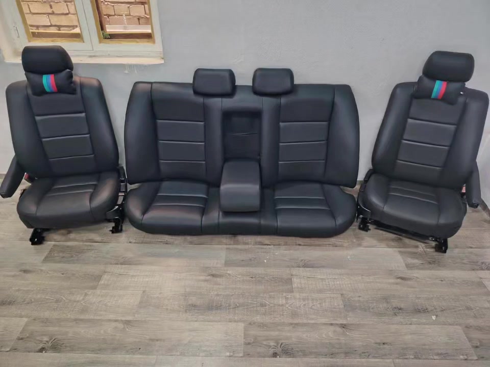 السلام عليكم للبيع كشناتBMW500 بدي قديم ميكانيكي جلد وعمل درجة أولى السعر 400 الف مكاني بغداد الحرية ***********
