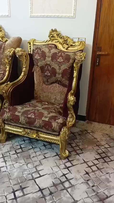 تخم قنفات نوع مصري دمياطي اصلي ١٢ مقعد المكان بغداد نهايه حي أور سبع قصور شارع ابو علي واتساب *********** اتصل واني بخدمتكم
