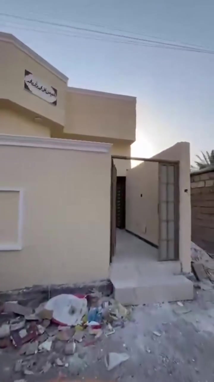 اللهم صل على محمد وآل محمد
الرزق بيد الله، ونسأل الله أن يبارك لنا ولكم.
بيت للبيع العنوان والتفاصيل داخل الفيديو السعر 51 وبيه مجال للطيبين التواصل معي على الواتساب *********** وان شاءلله في خدمتكم
