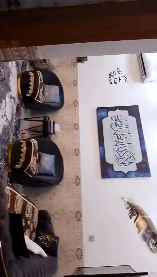️ للبيع تخم استقبال 10 مقاعد

* تم شراؤه من الجشعمي سنة 2023.
* سعر الشراء: 2,450,000 دينار.
* الحالة العامة: نظيف جدًا ومستخدم استخدام خفيف.
* ✅ الكراسي الصغار بحالة ممتازة.
* ✅ اللون البيجي نظيف جدًا.
* ⚠️ اللون الرصاصي بيه كسر بسيط 

سبب البيع: ضيق المكان.

📍الموقع: بغداد – الشعلة

📞 للاستفسار أو الشراء:***********
