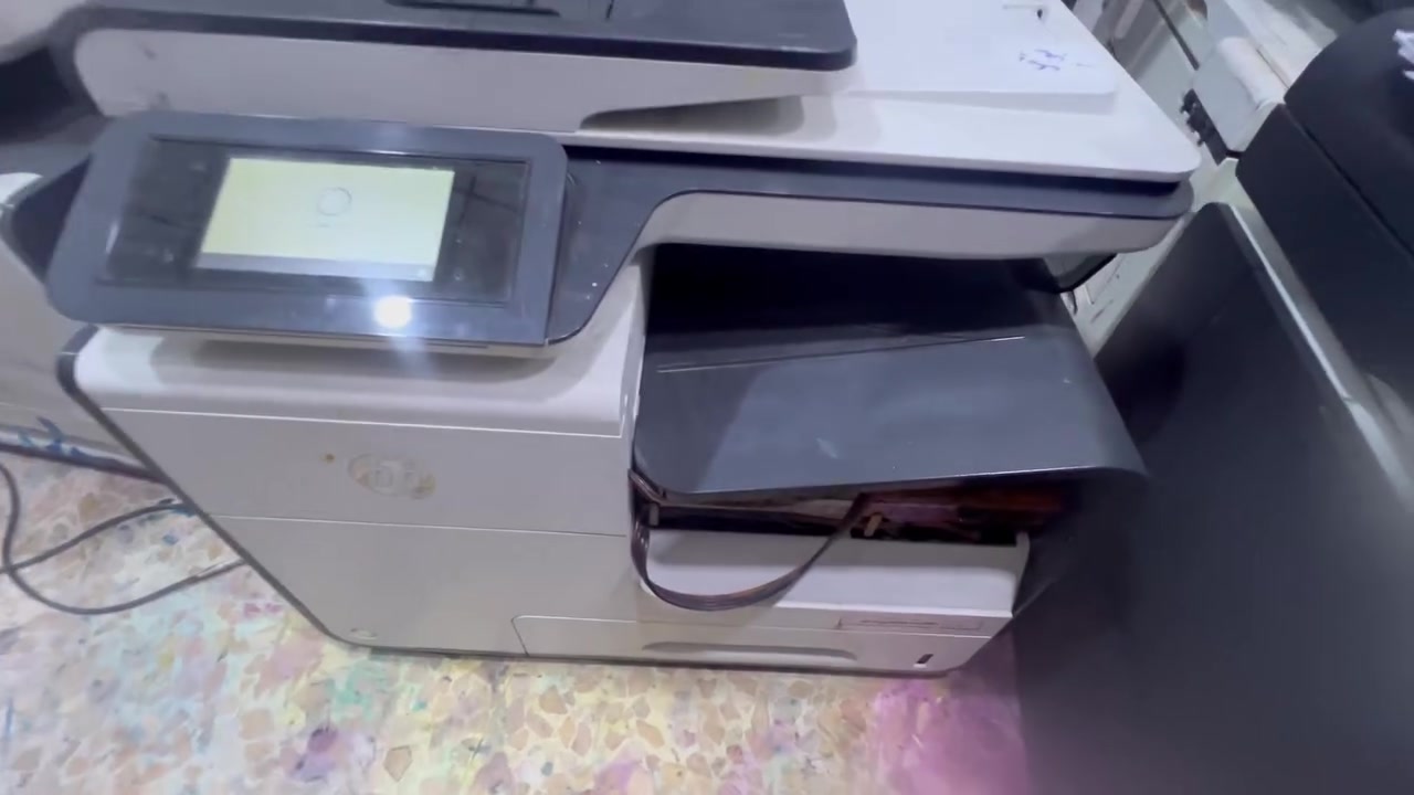 طابعة hp 477

سعرها ٥٢٥ الف 

الطابعه تجي وياها منضومة الاحبار وبدون حبر فقط المنضومة

واتس اب ***********
